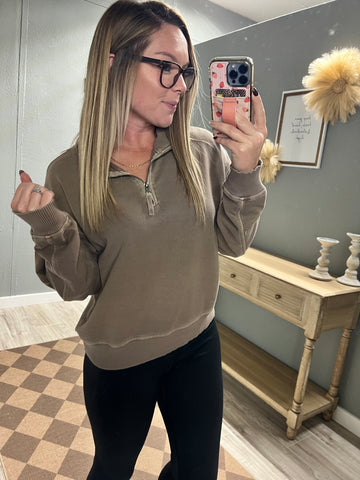 Scottie Pullover-Mocha