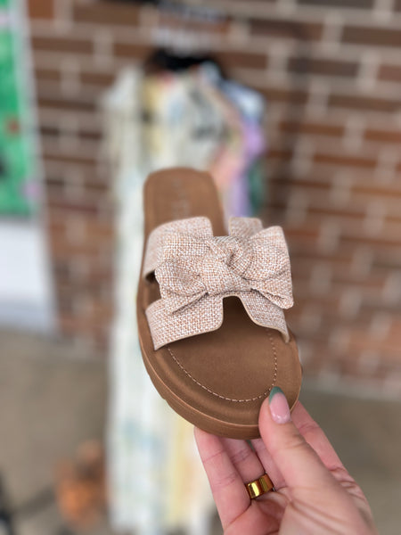 The Suzies-Beige linen