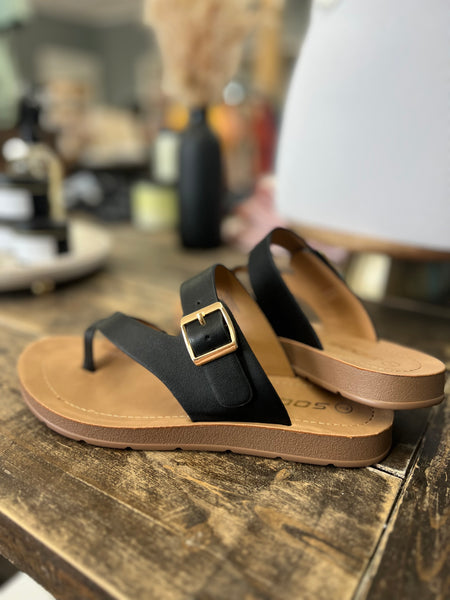 We’re Vibin’ Sandals- Black