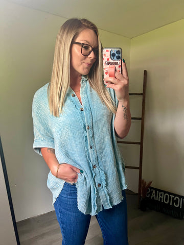Vintage Button Down-Light Blue