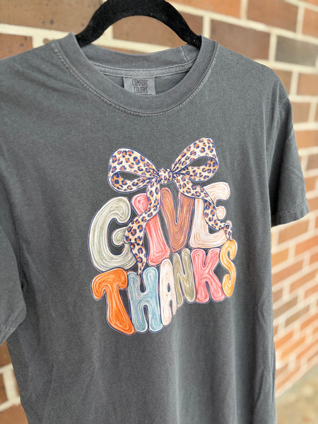 Give Thanks Tee