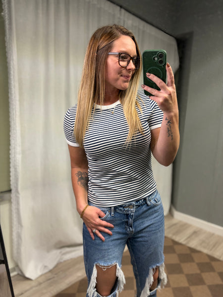 Flirtin’ Top- Navy Blue