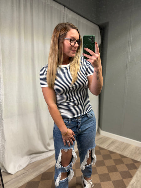 Flirtin’ Top- Navy Blue