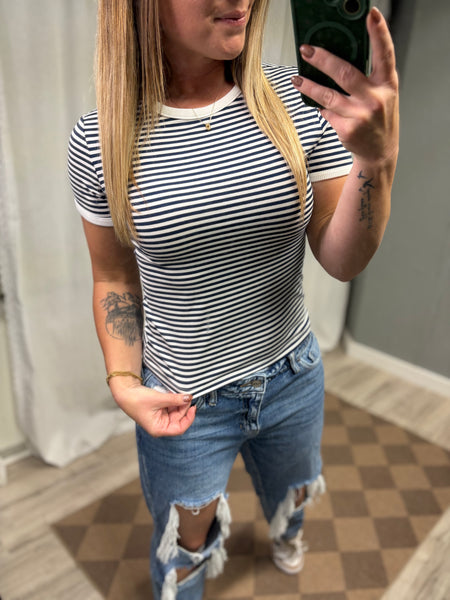 Flirtin’ Top- Navy Blue